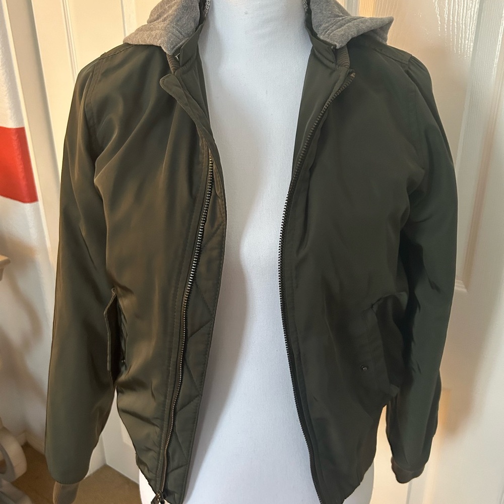 Abercrombie kids bomber jacket